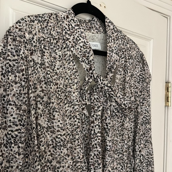 Intermix tie front blouse - Picture 6 of 6